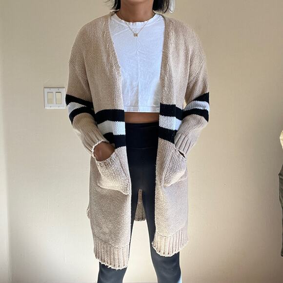 Goodnight Macaroon ‘Estrella' Stripe Colorblock Cardigan in Cream White - Picture 13 of 15